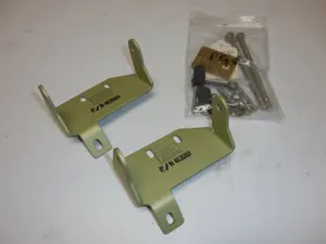 PIPER SENECA 3 BLADED 4E2032 DEICE BRUSH BRACKET-NEW